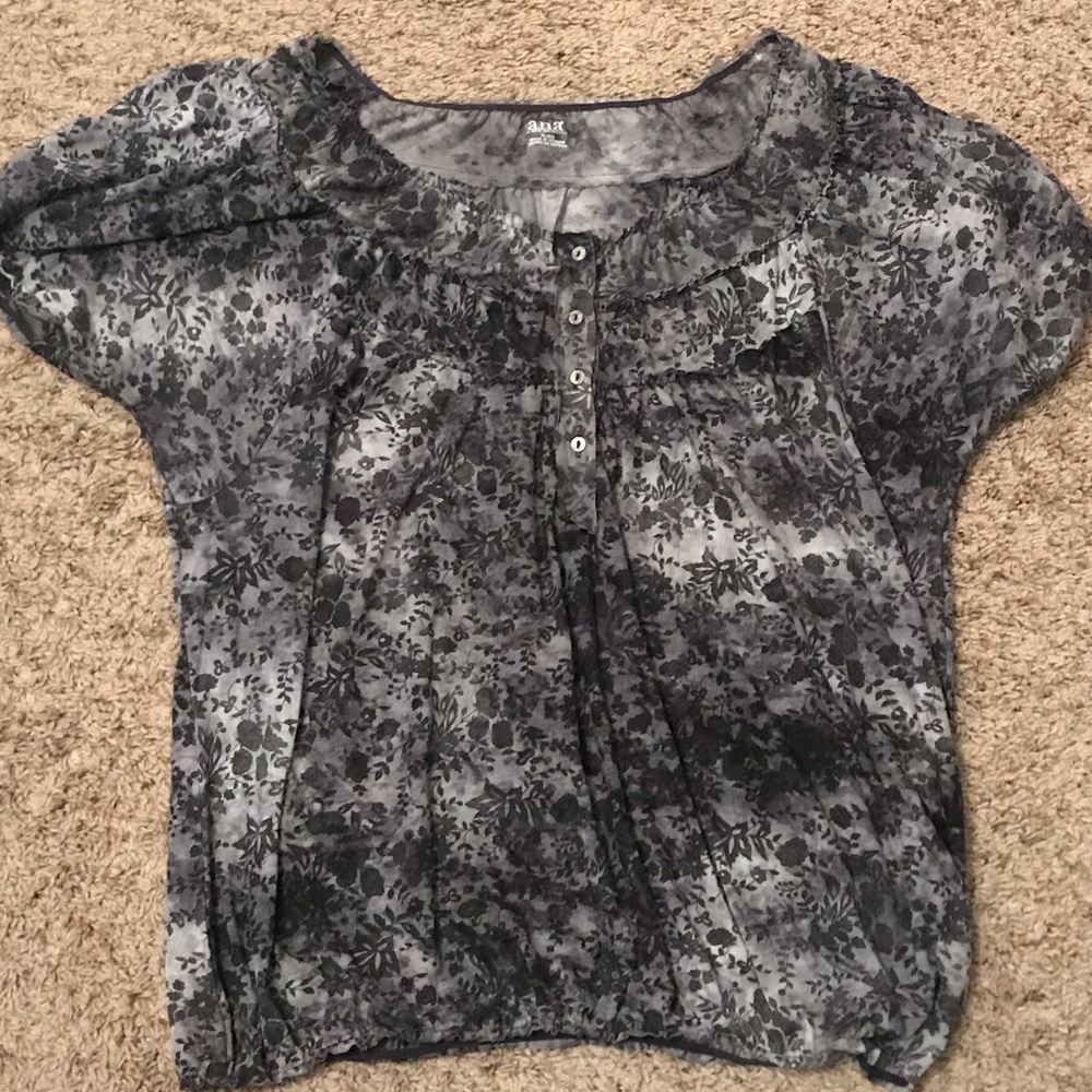 a.n.a. short sleeve top
